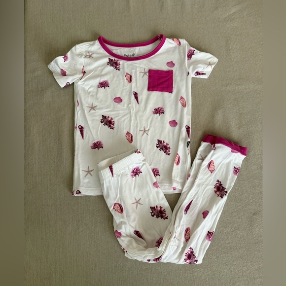 Kyte Baby Pajama Set in Raspberry Shell - Picture 1 of 5